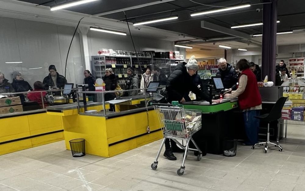 Prekybos tinklas "Litas", Laisvės pr. 125A, Vilnius